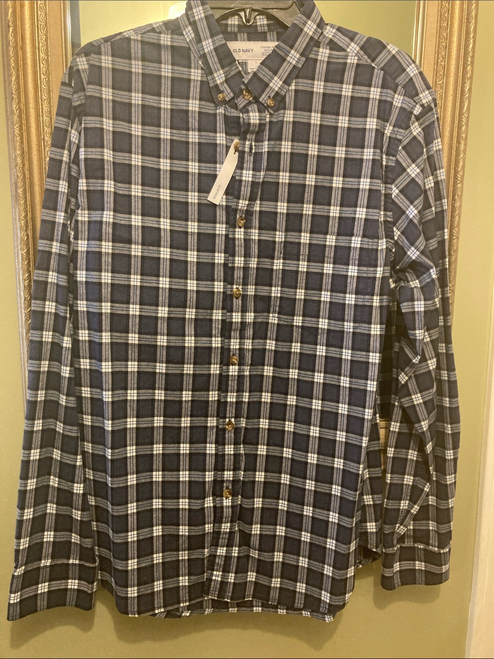Old Navy Men’s Navy and White Plaid Button-Down Shirt
